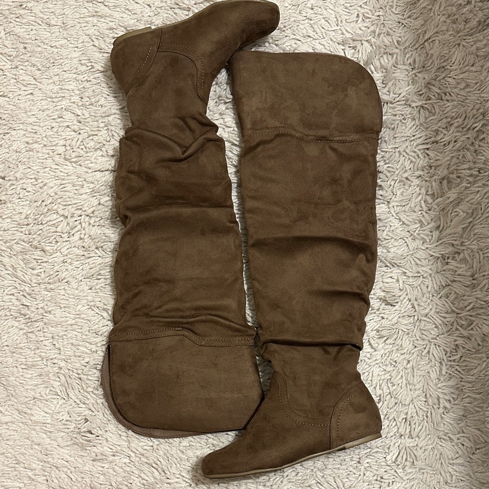 Women’s Over-the-Knee Boots